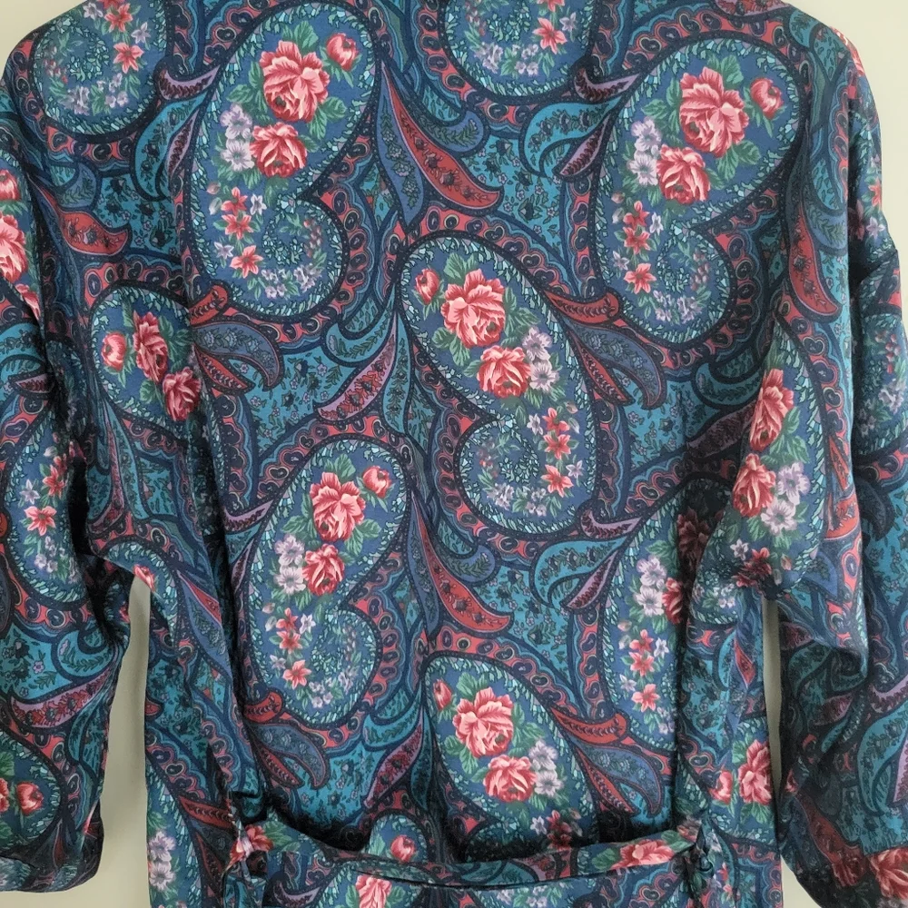 Vintage la senza paisley satin Robe. - Picture 7 of 7